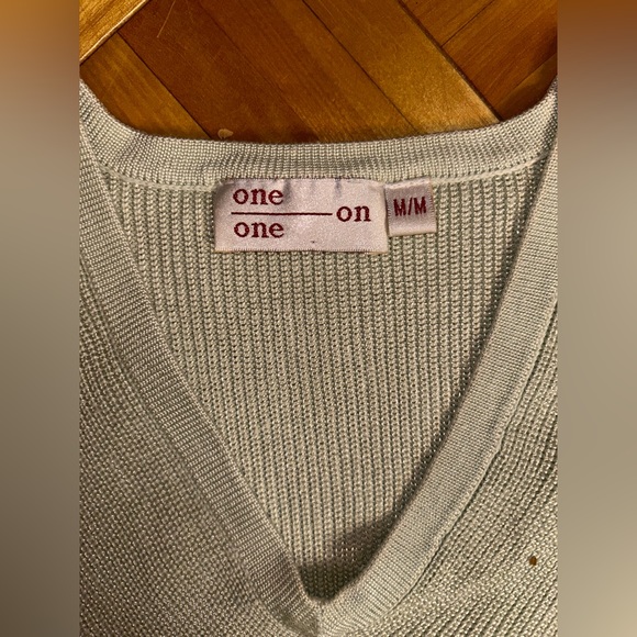 One on one | knit light green tank v-neck cotton blend | size M - Picture 4 of 8